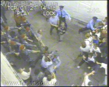 Житомир 2002. Житомирська міліція проти київських фенів