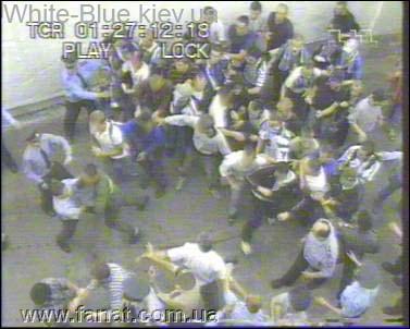 Житомир 2002. Житомирська міліція проти київських фенів