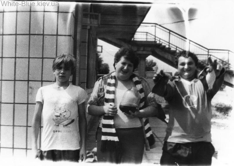 19 серпня 1991. Петрівка. Зліва Заїка