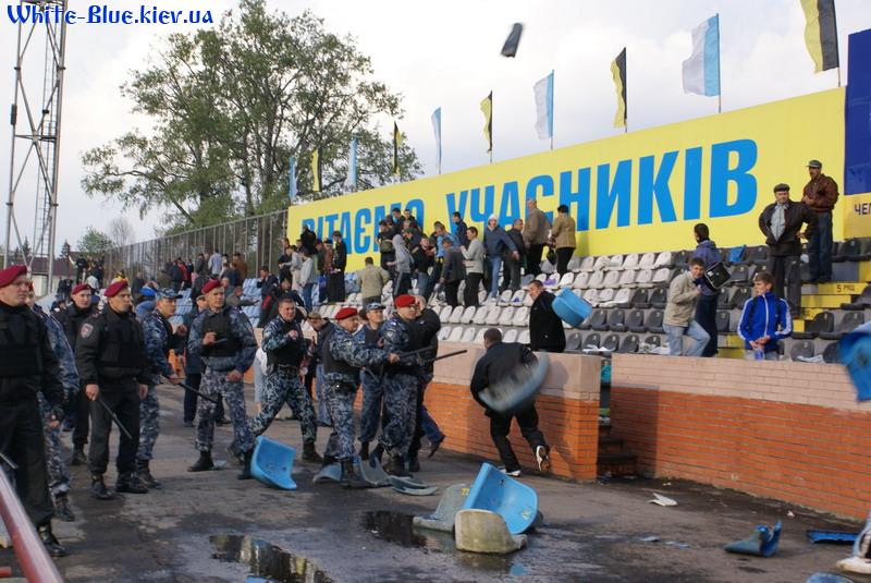 Нафтовик-Укрнафта - Динамо Київ [20/04/2008] 26 тур ЧУ