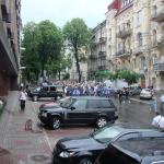 Динамівський фанатський марш у Києві перед матчем Шахтар - Динамо [27/05/07] Фінал КУ 