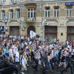 Динамівський фанатський марш у Києві перед матчем Шахтар - Динамо [27/05/07] Фінал КУ 