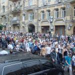 Динамівський фанатський марш у Києві перед матчем Шахтар - Динамо [27/05/07] Фінал КУ 