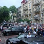 Динамівський фанатський марш у Києві перед матчем Шахтар - Динамо [27/05/07] Фінал КУ 
