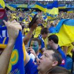Українська трибуна після голу на "Олімпіаштадіоні" у Берліні на 