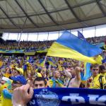 Українська трибуна після голу на "Олімпіаштадіоні" у Берліні на 