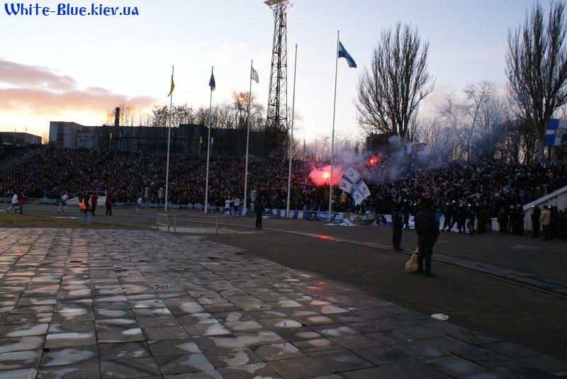 Дніпро - Динамо Київ [02/03/2008] 19 тур ЧУ - Трибуна Динамо